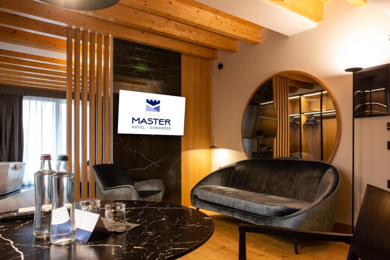 Hotel Master Brescia Buitenkant foto